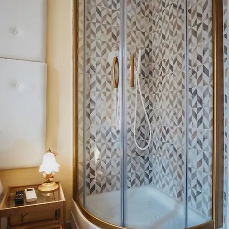 Trevi In فندق مبيت وإفطار