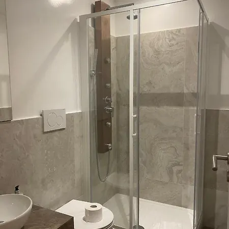 Trevi In فندق مبيت وإفطار *