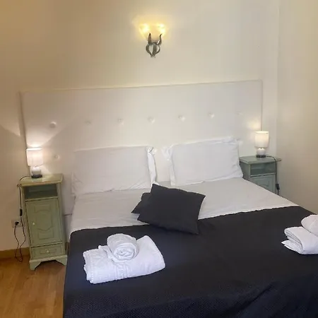 Trevi In فندق مبيت وإفطار *