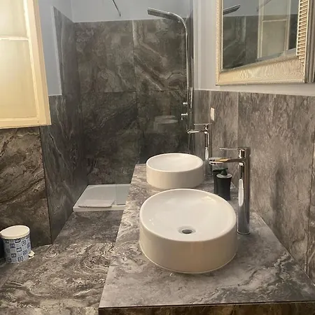 Trevi In فندق مبيت وإفطار *